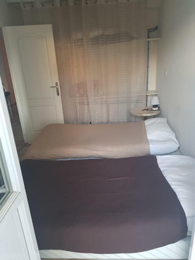 13 Rue De La Fontaine F11 Apartment Lourdes Luaran gambar