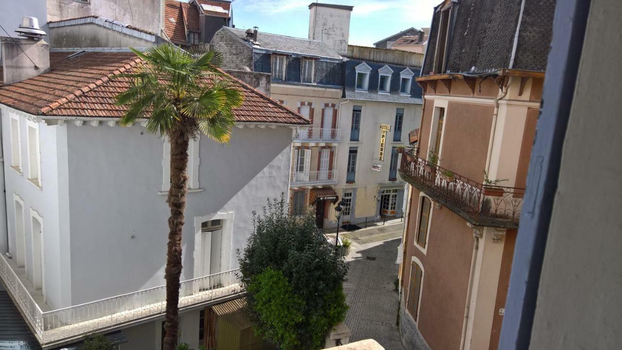 13 Rue De La Fontaine F11 Apartment Lourdes Luaran gambar